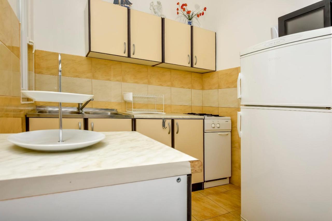 Apartments Matas Рогозница Екстериор снимка