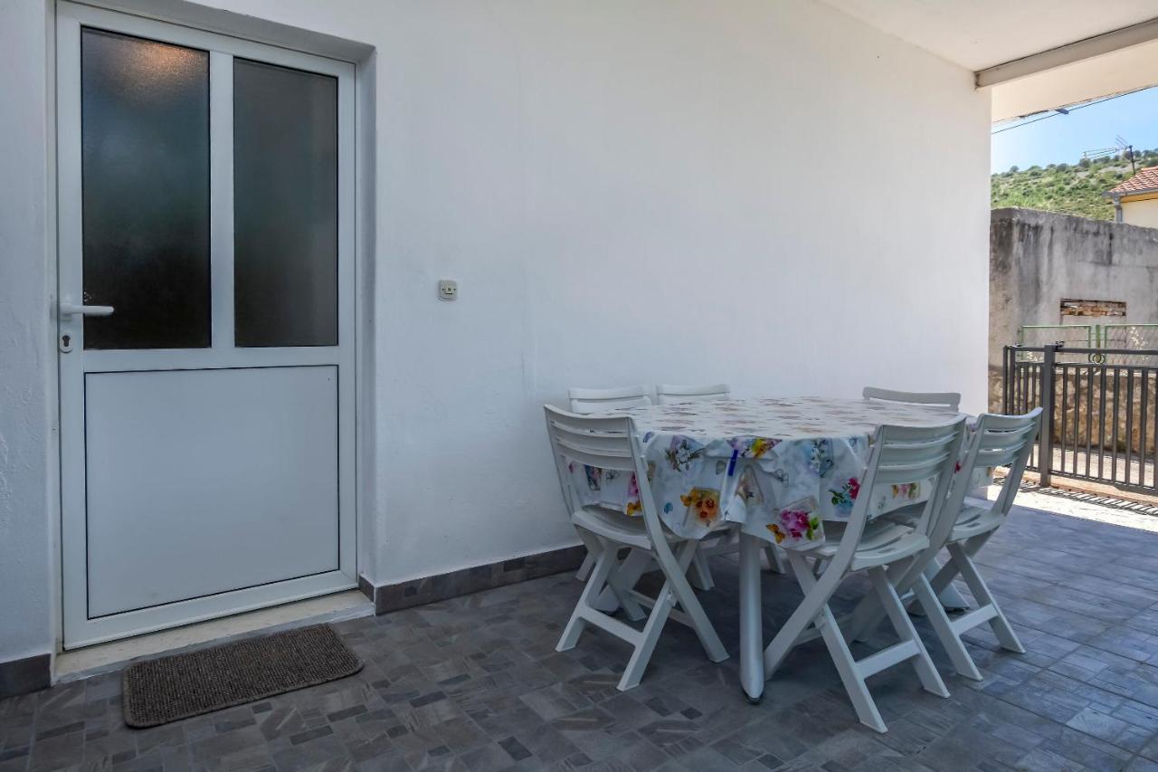 Apartments Matas Рогозница Екстериор снимка